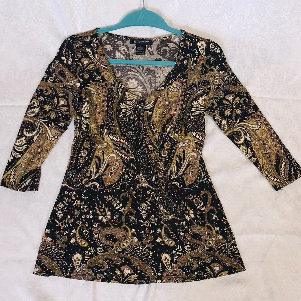 Petite I.N.C. Paisley & Sparkles with Tie